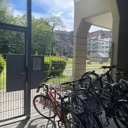 Lessy - Innenstadwest 公寓 卡尔斯鲁厄